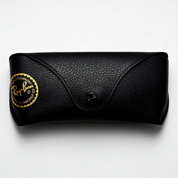 Ray-Ban Leather Case with The Icons Booklet and Cleaning Cloth - No Glasses - - Picture 1 of 6